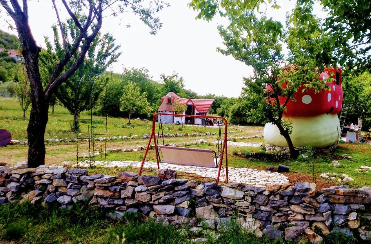 Krka Fairytale Village Rupe Exterior foto