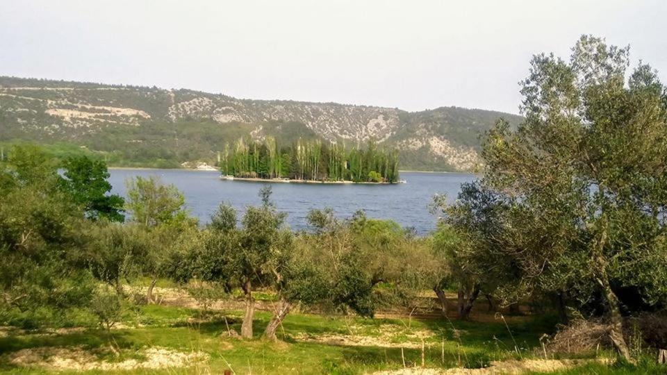 Krka Fairytale Village Rupe Exterior foto