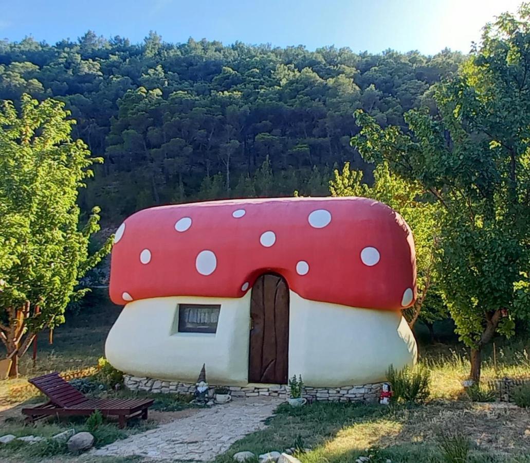 Krka Fairytale Village Rupe Exterior foto